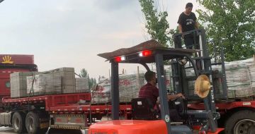 三沙 黄金麻冰裂纹，地铺石装车