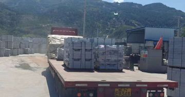 三沙 芝麻白仿形路沿石，直形路沿石