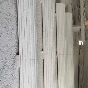 三沙 花岗岩厂家带你看白麻花岗岩门楼大柱柱皮