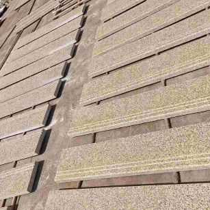 三沙 黄金麻花岗岩光面楼梯踏步