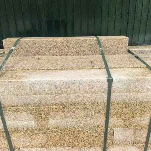 三沙 黄金麻花岗岩石材机切面栏杆料半成品