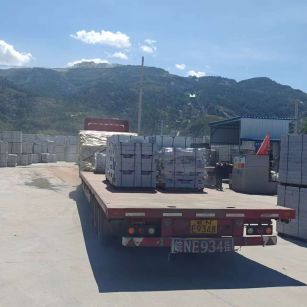 三沙 芝麻白仿形路沿石，直形路沿石