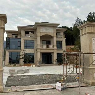 三沙 黄金麻花岗岩别墅雕花外墙干挂配上门口雕花罗马柱