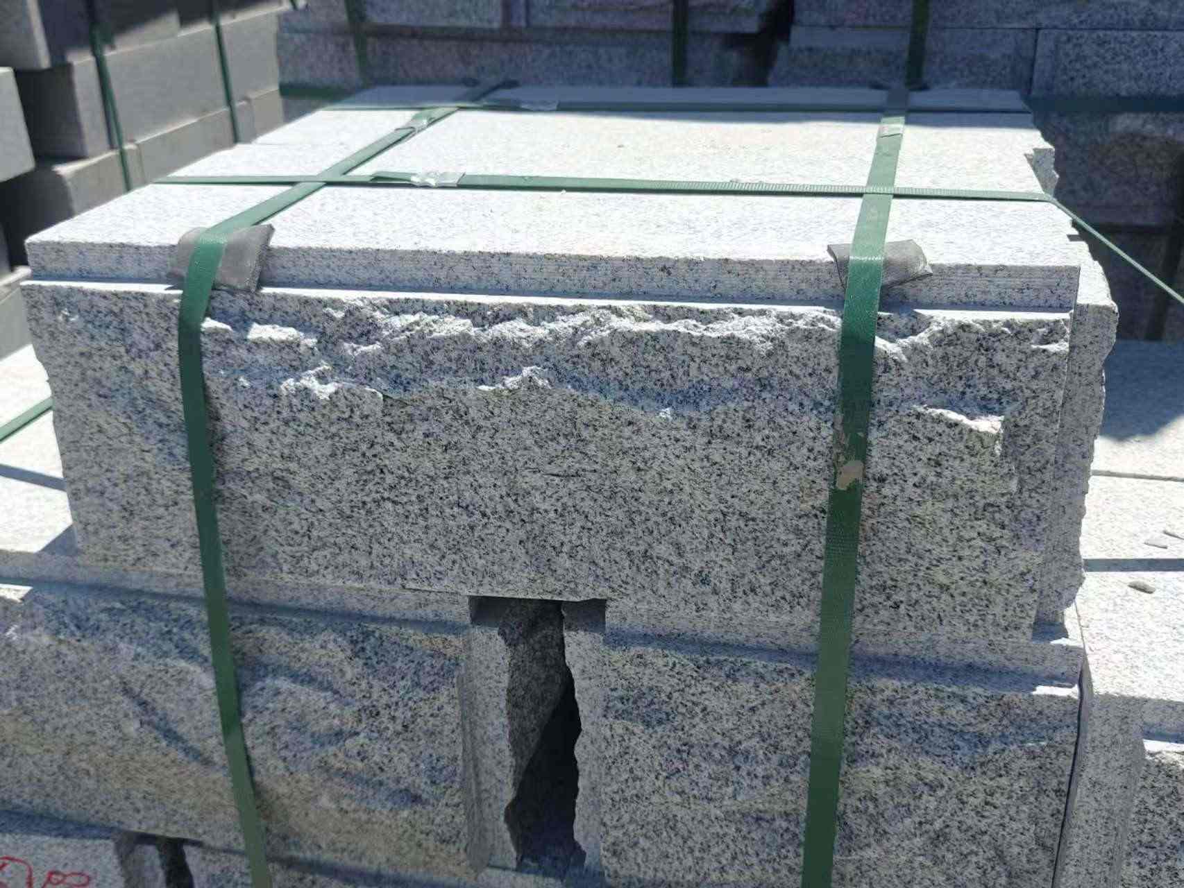 三沙 芝麻白花岗岩自然面成品