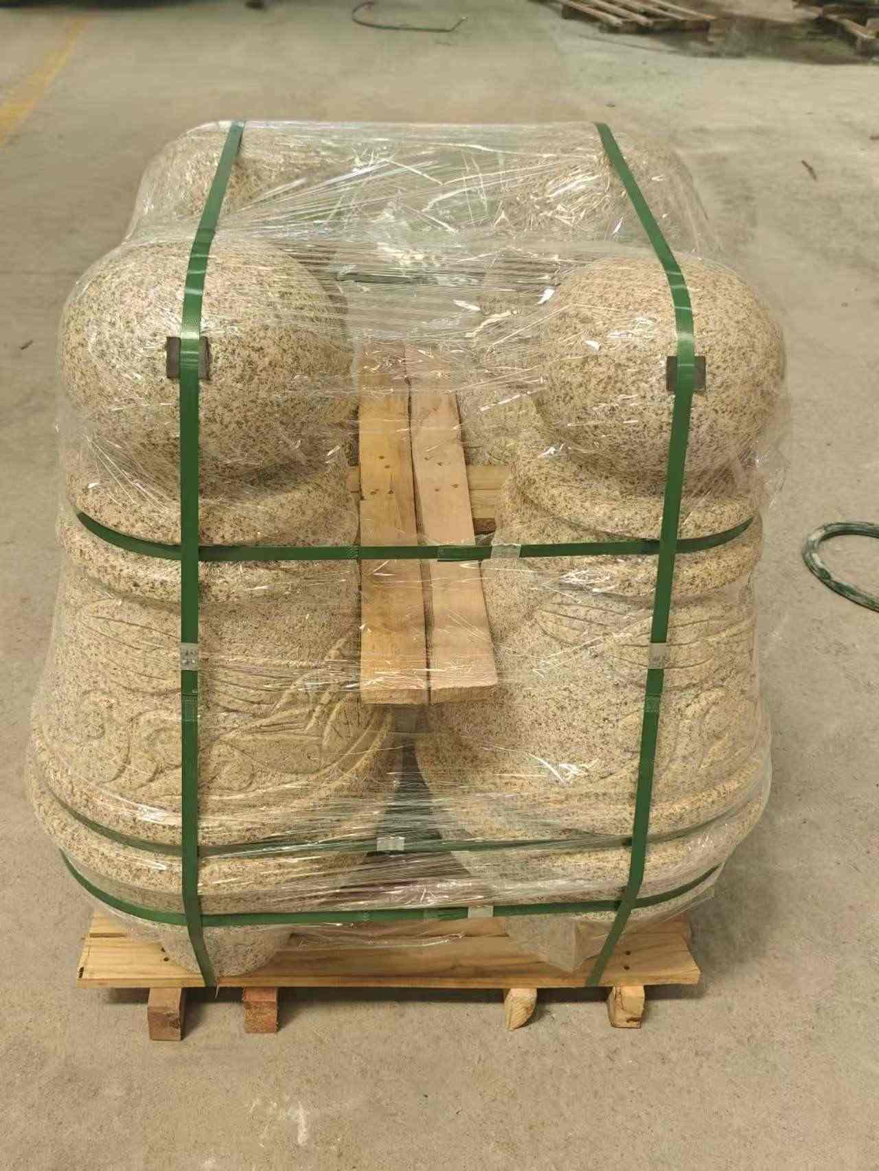 三沙 黄金麻异形定制雕花——棒棒糖挡车柱