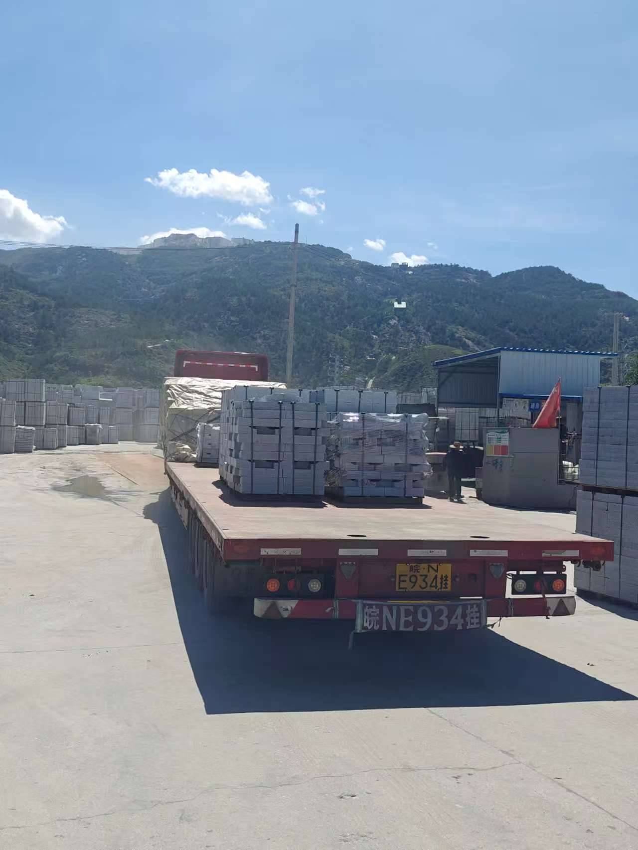 三沙 芝麻白仿形路沿石，直形路沿石