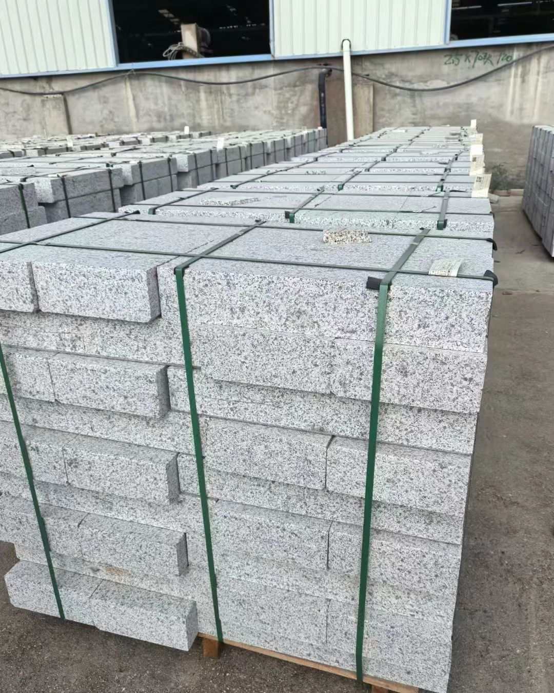 三沙 白麻花岗岩路沿石，弧形路沿石，道牙石，马路牙子，界石，路缘石，平沿石，直岩石，平缘石等