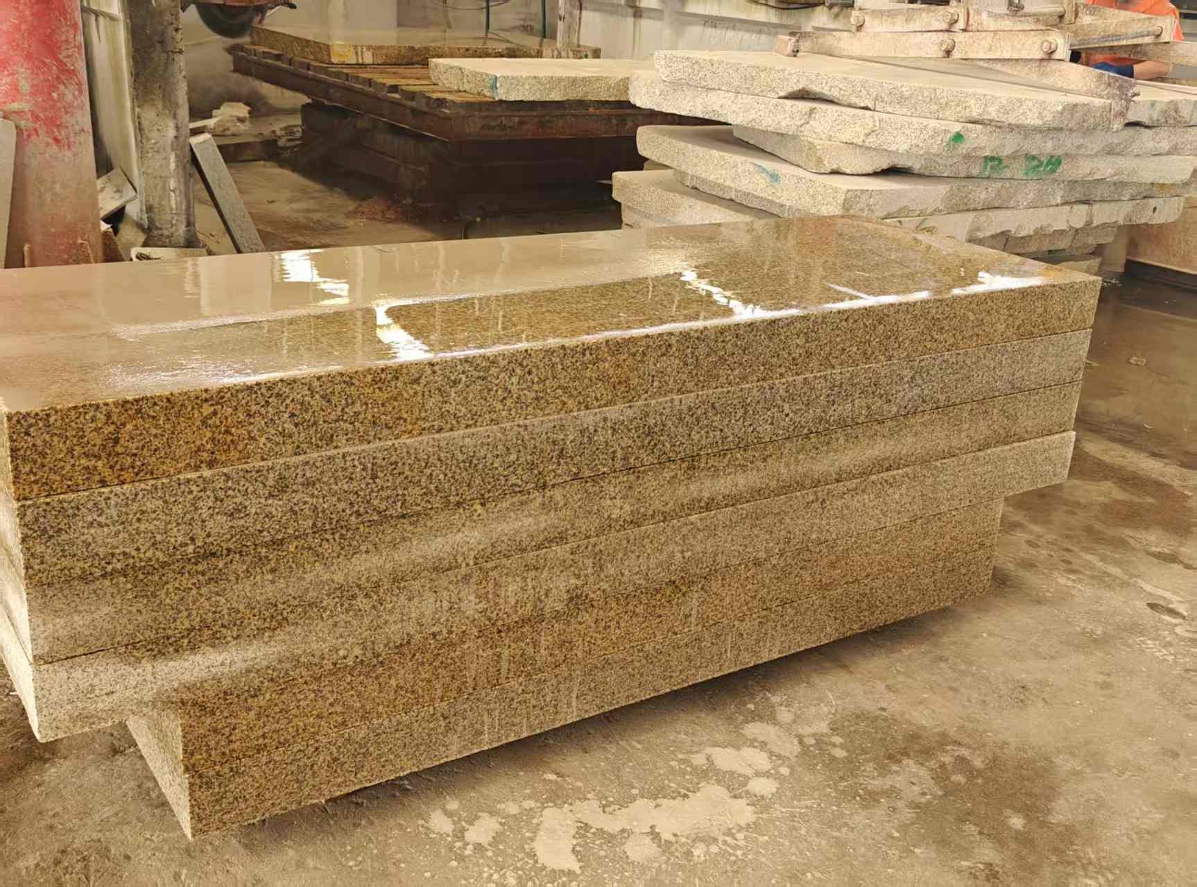 三沙 黄金麻栏杆料半成品加工中