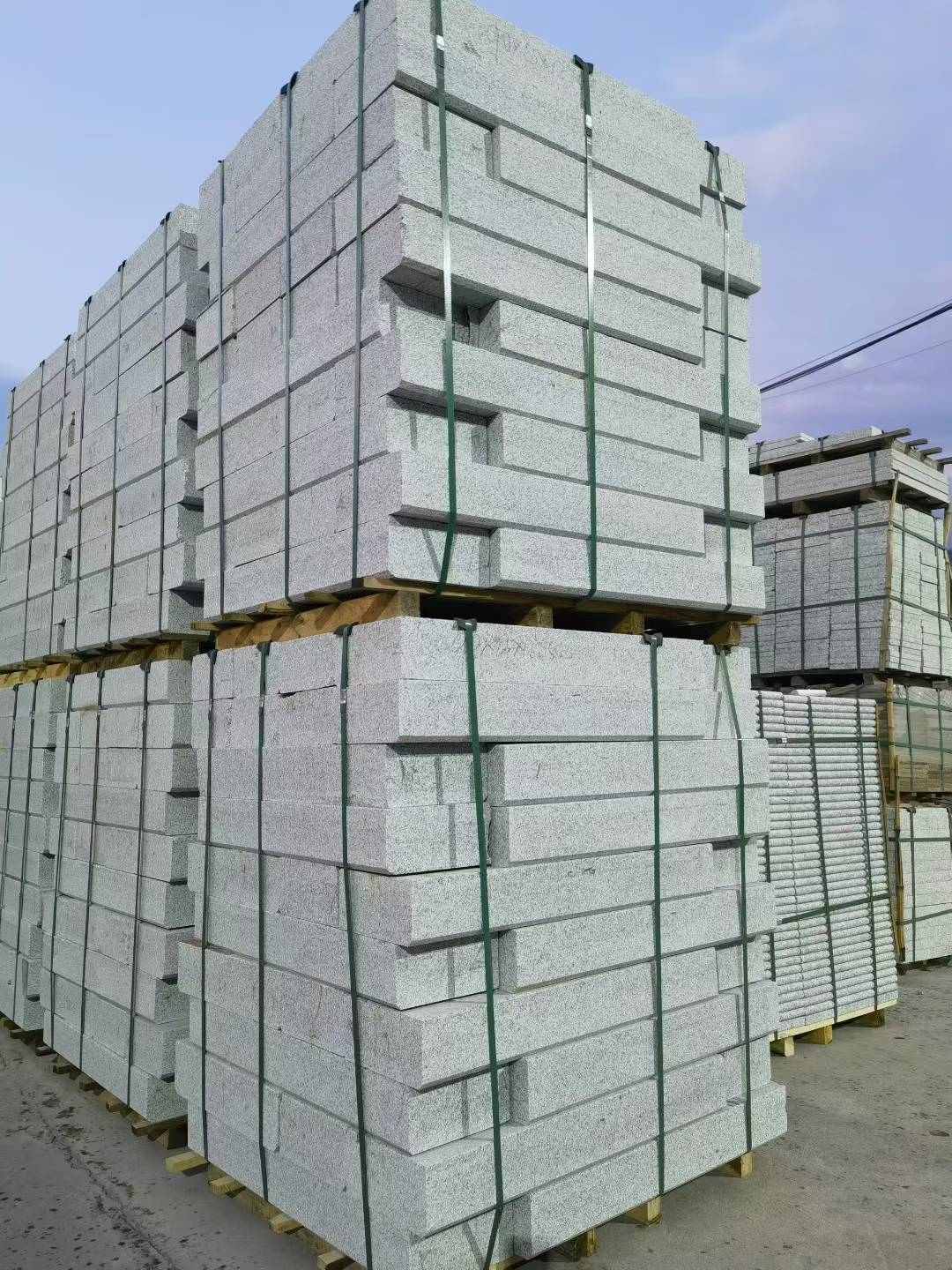 三沙 芝麻白花岗岩路沿石，路缘石，路肩石，道牙，立缘石，马路牙子，街沿石，侧石等