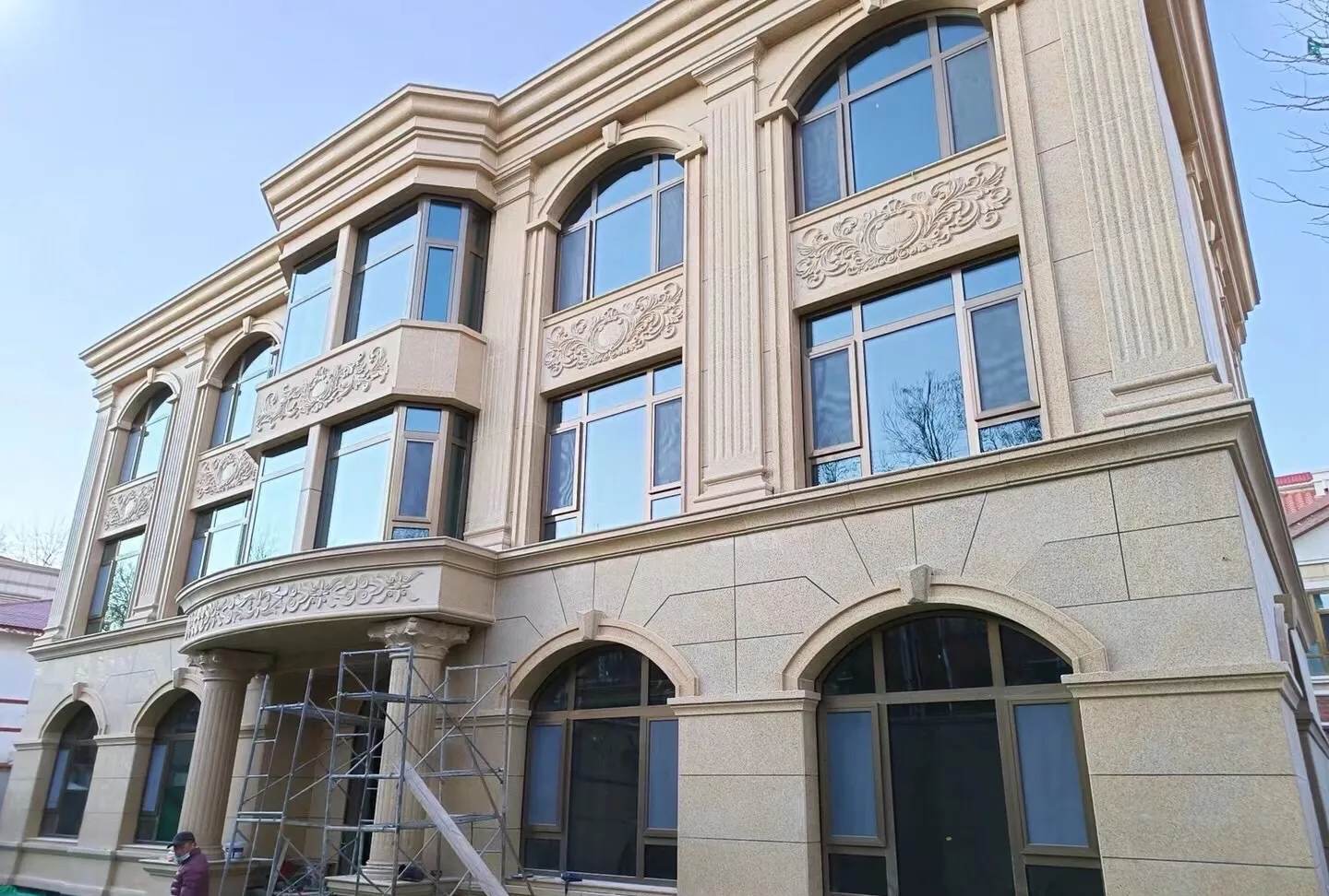 三沙 黄金麻花岗岩别墅外墙干挂