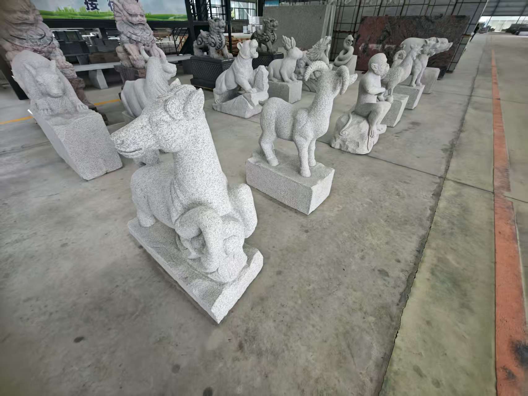 三沙 芝麻白花岗岩造型立体雕刻——十二生肖