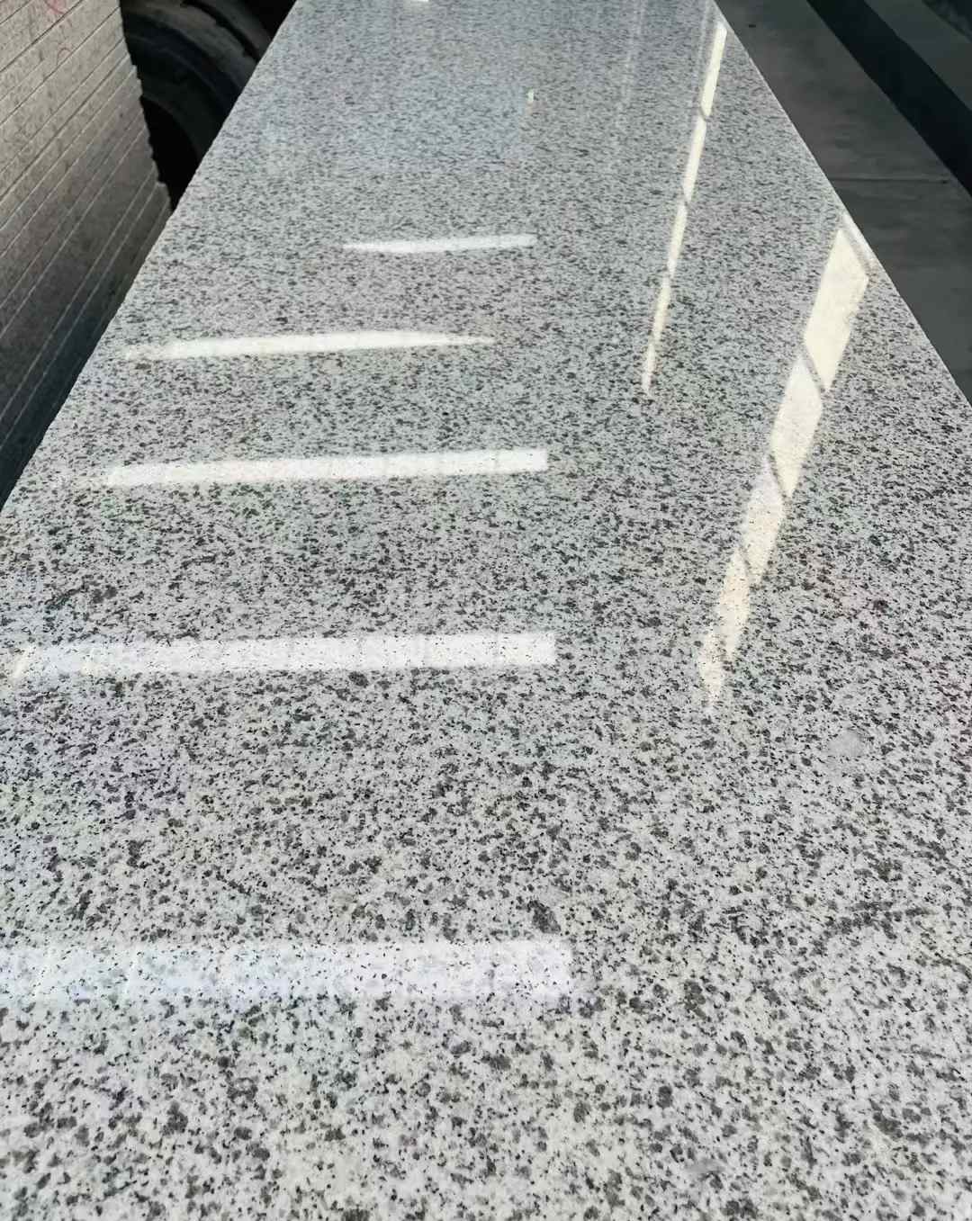 三沙 白麻花岗岩光面毛板